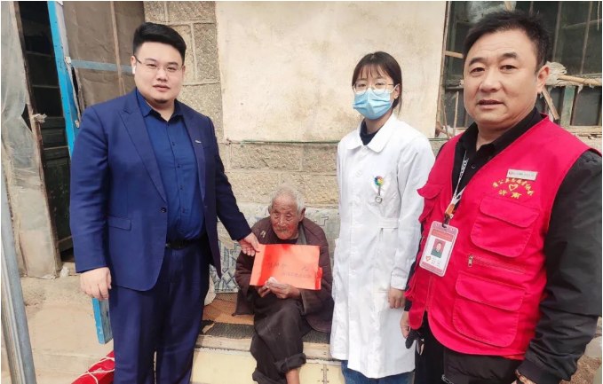 愛在重陽節(jié)，慰問暖人心